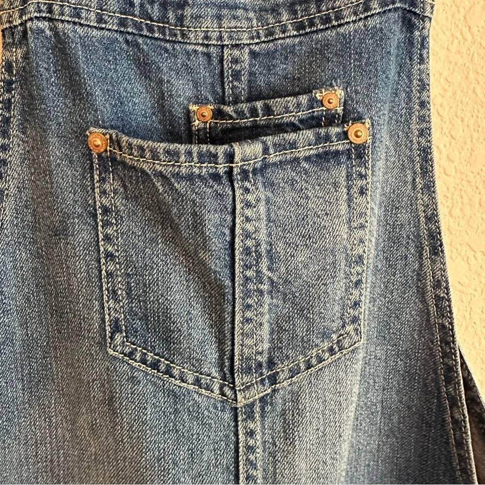 American Rag Cie Distressed Blue Wash Denim Jean Overalls Jr Size 3 Country Boho - Picture 4 of 10